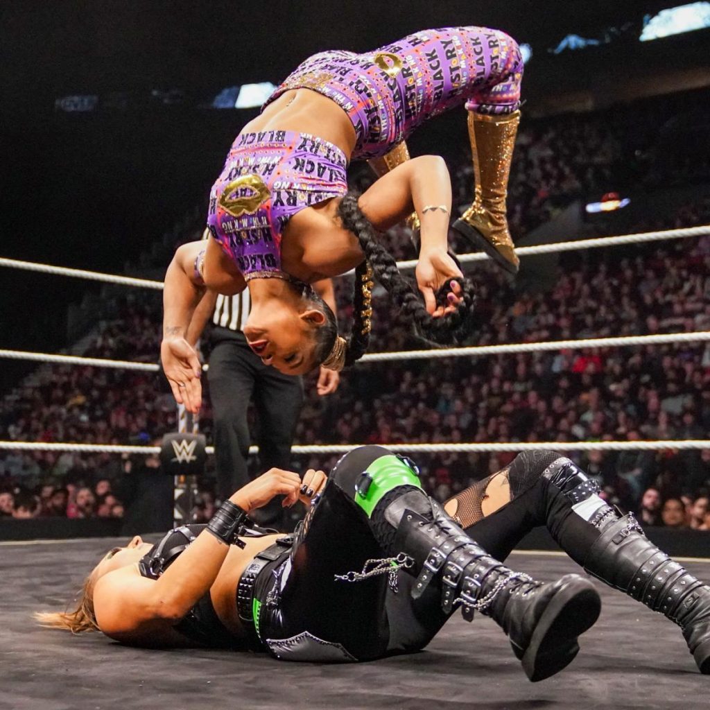 Bianca Belair moonsaults onto Rhea Ripley