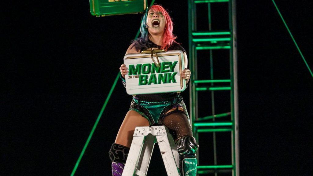 Asuka wins Money in the bank
