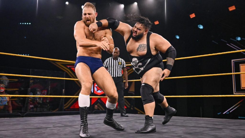 Bronson Reed forearms Timothy Thatcher