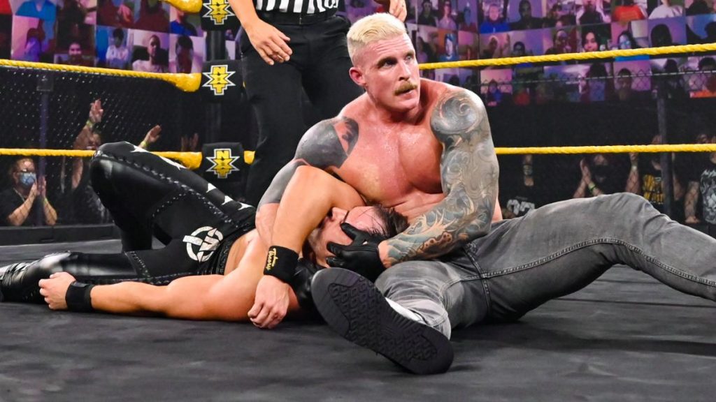 Dexter Lumis puts Austin Theory to sleep