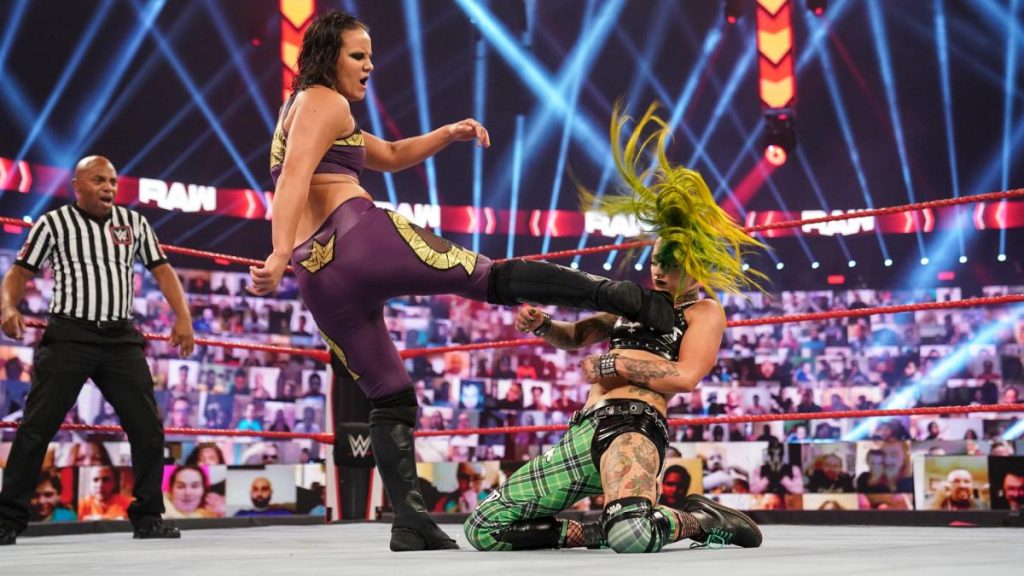 Shayna Baszler kicks Ruby Riott in the chest