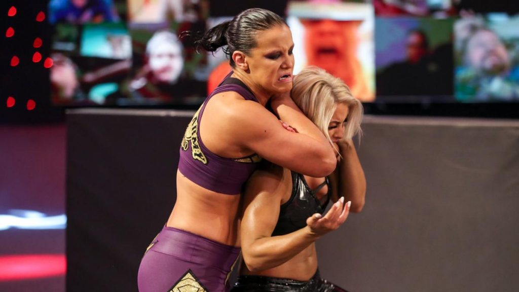 Shayna Baszler puts Mandy Rose to sleep before she even gets to the ring