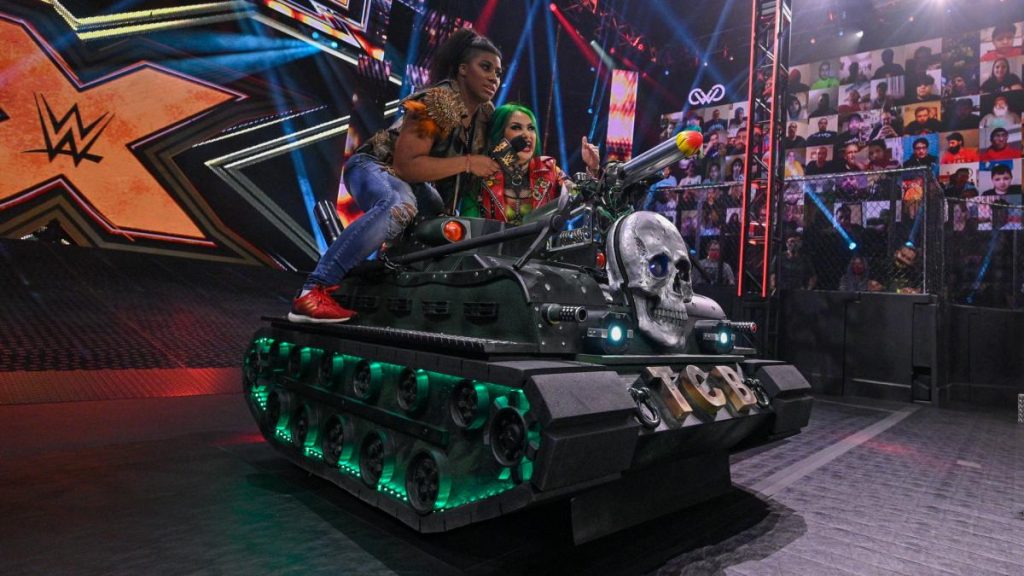 EEmber Moon and Shotzi Blackheart on the tank