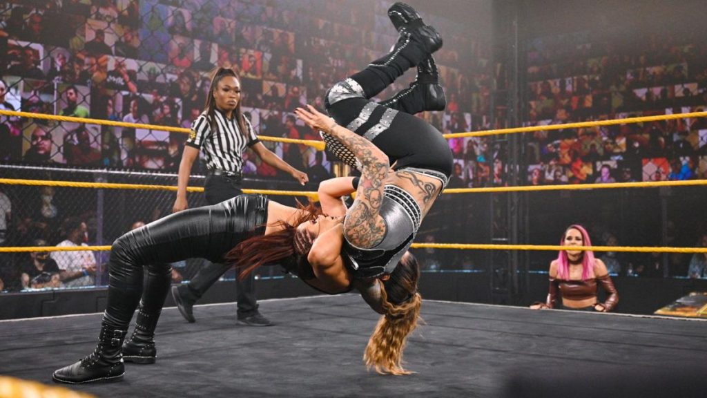 Raquel Gonzalez and Mercedes Martinez