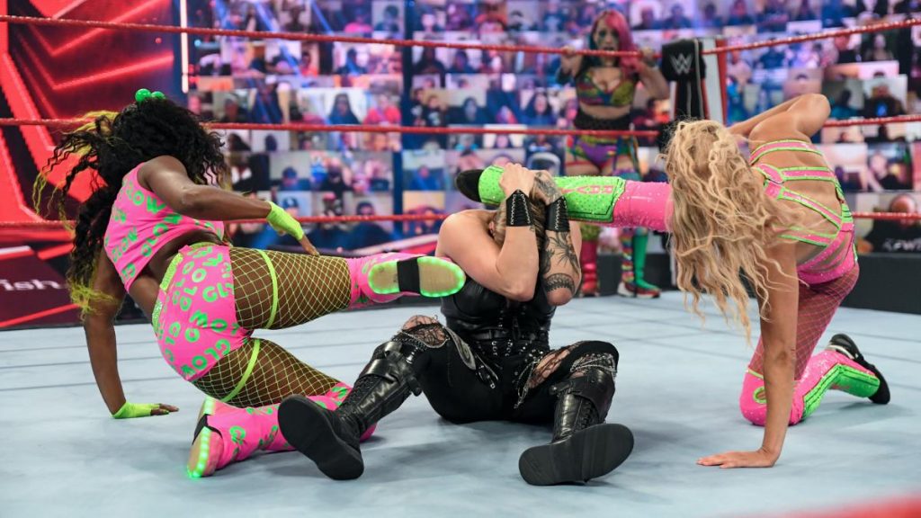 Naomi and Lana kick Shayna Baszler