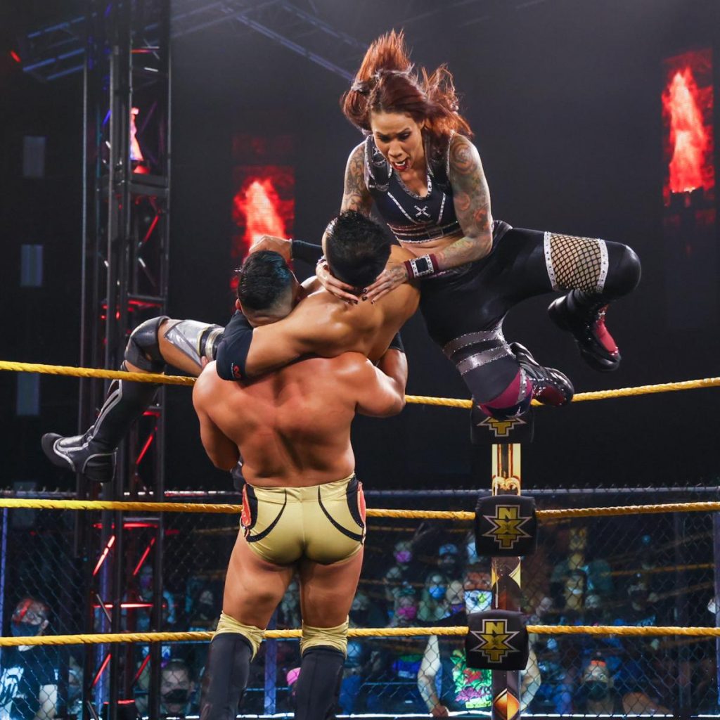 Mercedes Martinez and Jake Atlas double team Boa