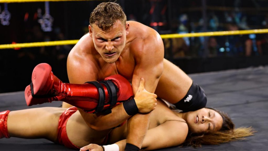 Ridge Holland pins Ikemen Jiro