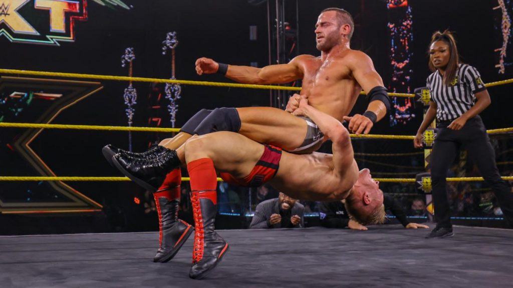 Ilja Dragunov suplexes Roderick Strong