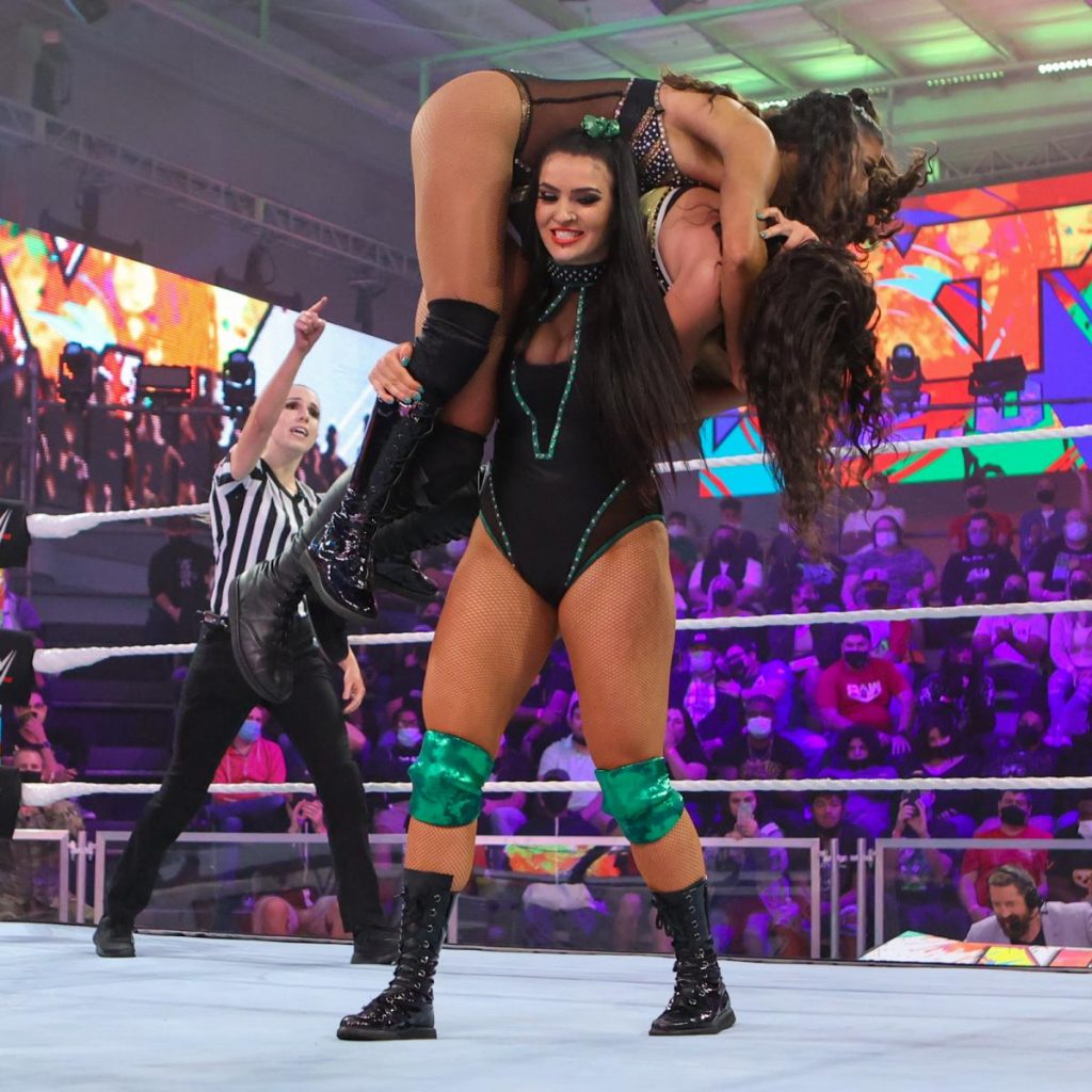 Persia Pirotta with Gabby Stephens and Jenna Levy