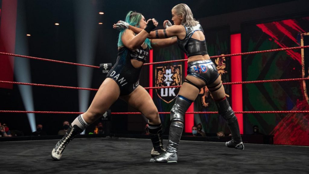 Dani Luna and Stevie Turner lock up