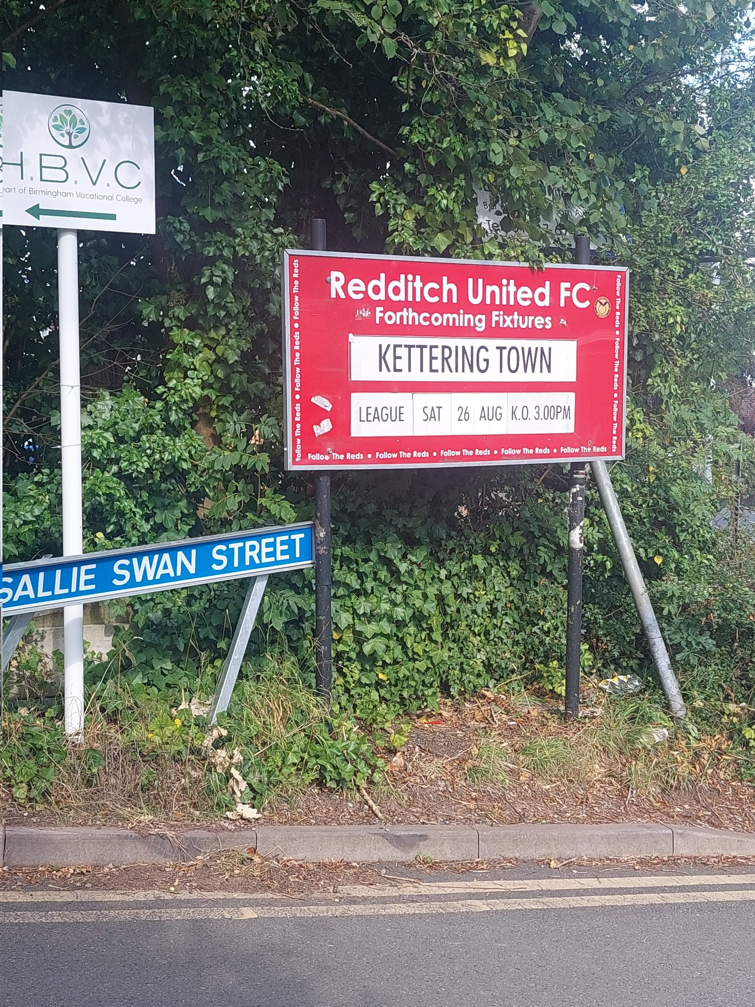 West Bromwich Albion Women Make The Valley Their Home - Redditch United  Football Club